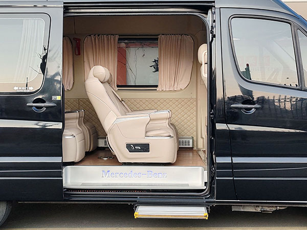 1742976037941129.jpg 奔馳凌特9座-1_04.jpg